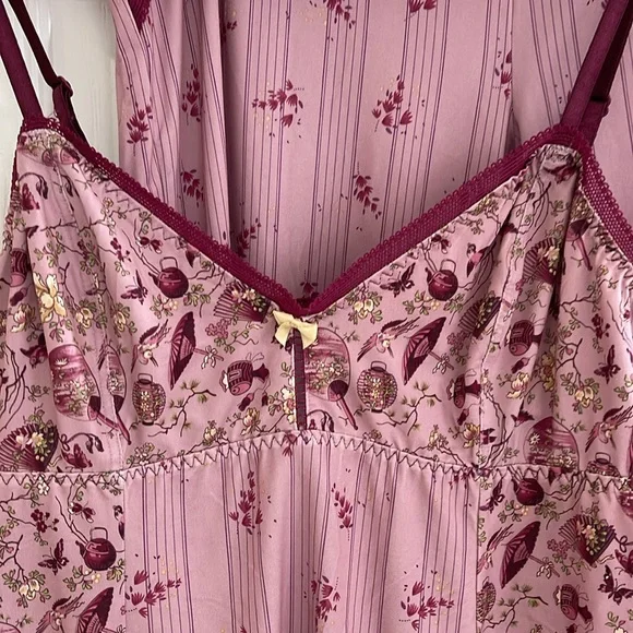 DKNY women’s 2-piece pajama set, Medium - Picture 2 of 5